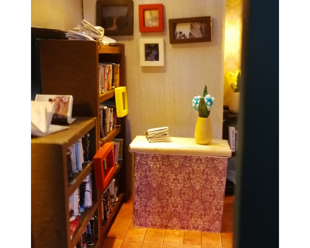 Румбокс Интерьерный конструктор Hobby Day DIY MiniHouse, Книжный магазин, C008 Румбокс Интерьерный конструктор Hobby Day DIY MiniHouse, Книжный магазин, C008